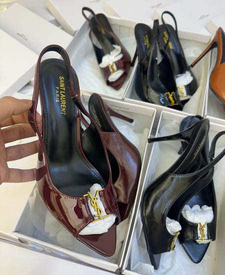 كعب سان لوران