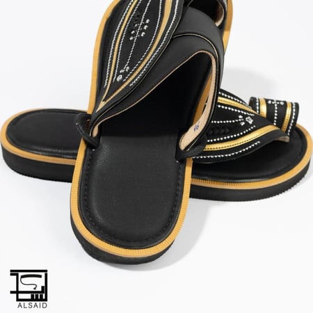 حذاء شرقي M/8