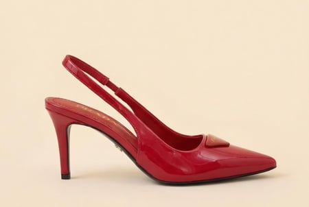 كعب نسائي فاخر من برادا PRADA جرأة أنيقة بلمسة عصرية ماستر كوالتي