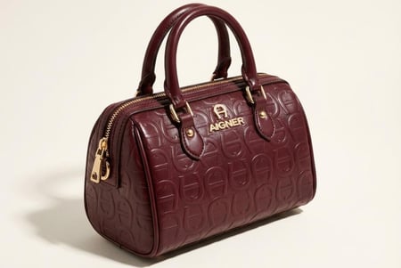 شنط يد من ماركة AIGNER (أيغنر) وسط . ماستر كوالتي