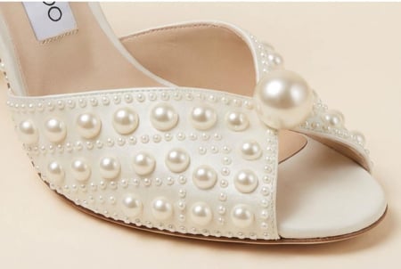 كعب Jimmy Choo عالٍ  فخامة تليق بإطلالاتك ماستر كوالتي
