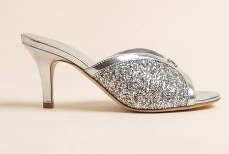 كعب Chanel نسائي مرصع بالكرستال أناقة خالدة بتصميم عصري ماستر كوالتي