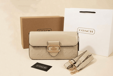 حقيبة كوتش COACH تابي جلدية فاخرة – بتصميم أنيق وعصري . ماستر كوالتي