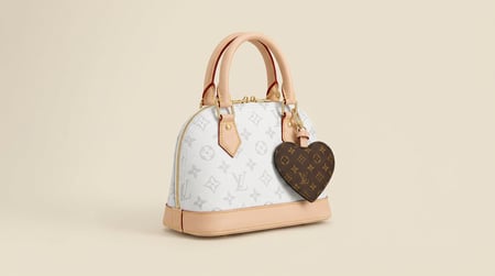 حقيبة لويس فيتون نسائية كلاسيكية نقشة مربعات  مع قلب 16سم ماستر كوالتي