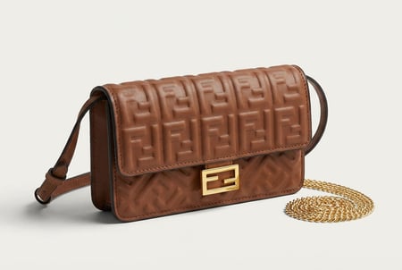 حقيبة فندي النسائية – فخامة إيطالية بتصميم أيقوني . ماستر كوالتي