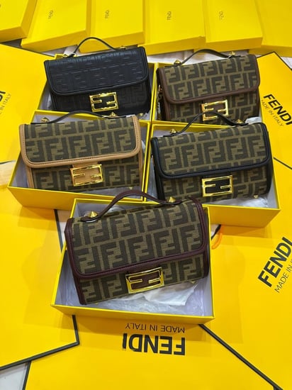 حقيبة Fendi الأيقونية  بنقشة FF الفاخرة ماستر كوالتي