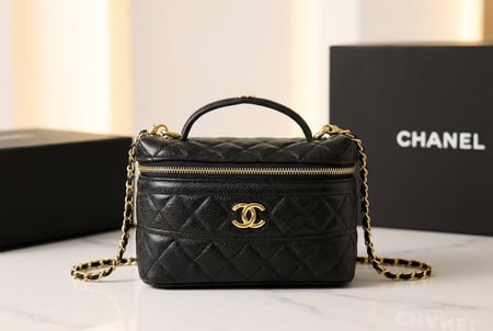 حقيبة شانيل CHANEL يد نسائية – أناقة فاخرة بتصميم راقٍ ماستر كوالتي