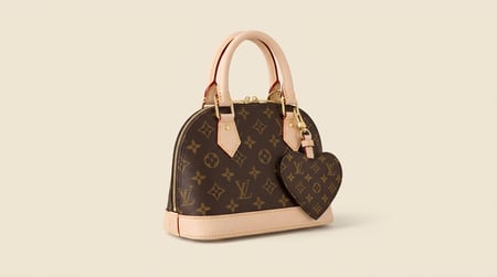 حقيبة لويس فيتون نسائية كلاسيكية نقشة مربعات  مع قلب 16سم ماستر كوالتي