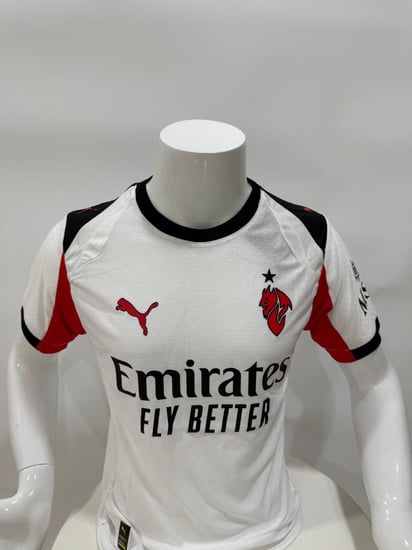 ميلان 25-26 الطقم الثاني