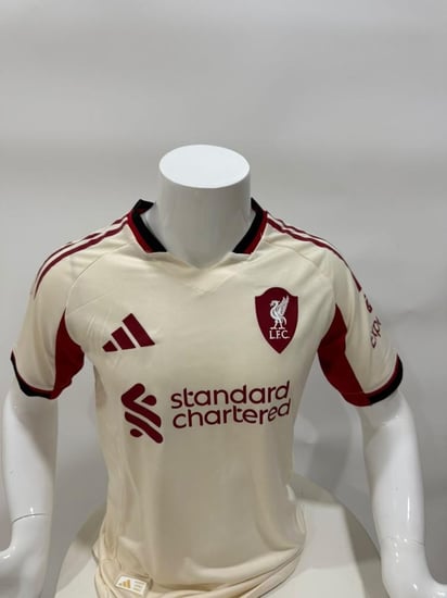 ليفربول 25-26 الطقم الثاني