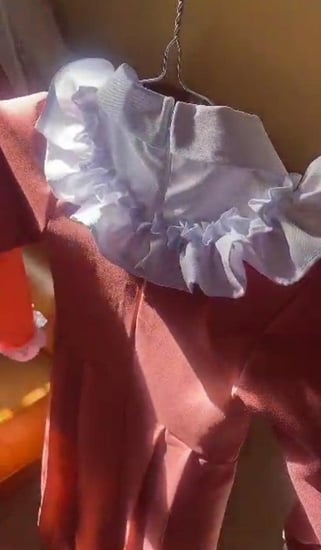 مريول مدرسي ابتدائي وردي غامق تفصيل