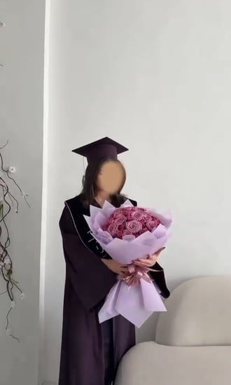 عبايات تخرج 2026