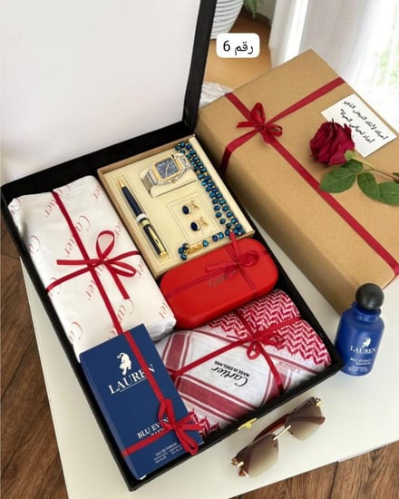 طقم رجالي ماركة كارتير