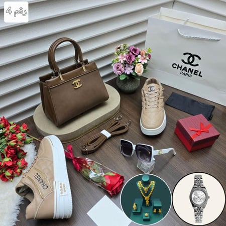 طقم نسائي ماركة شانيل كامل نفس الصورة