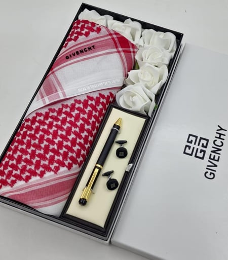 شماغ وقلم وكبك ورد جيفنشي