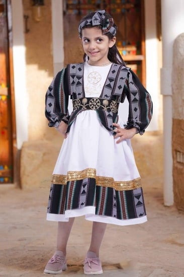 فستان يوم التأسيس بناتي