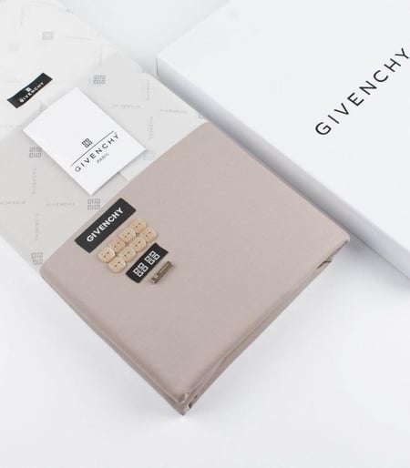 خامة شتوية دافئة وجودة استثنائية لقماش يناسب التصاميم الرجالية الأنيقة