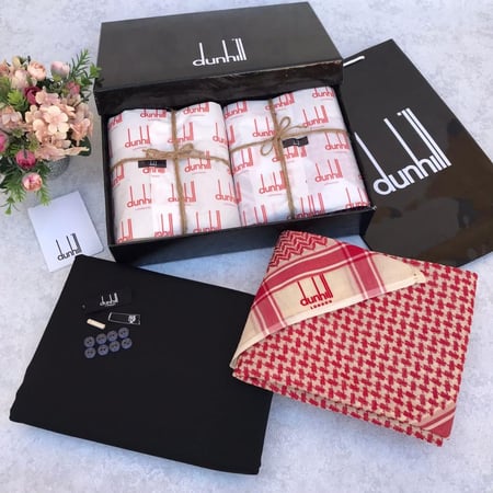 طقم شتوي رجالي فاخر يضم شماغ مميز وقماش مع ملحقاته داخل علبة فاخرة