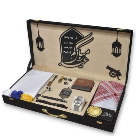 طقم هدايا رجالي متكامل مع نقش الاسم حسب الطلب