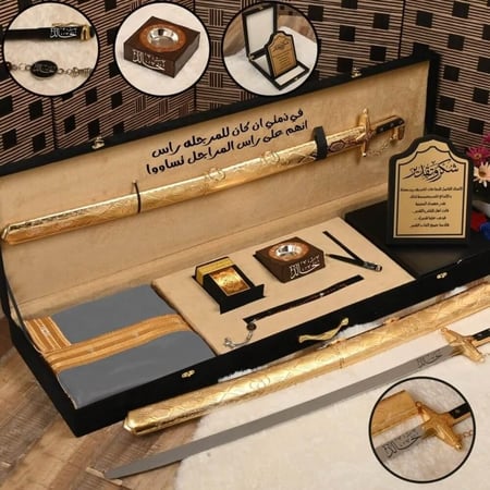 بوكس رجالي ملكي فاخر يحتوي على سيف ودرع ومشلح مخصص