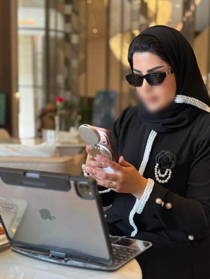 عباية 57 Chanel Vibe