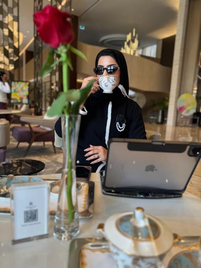 عباية 57 Chanel Vibe