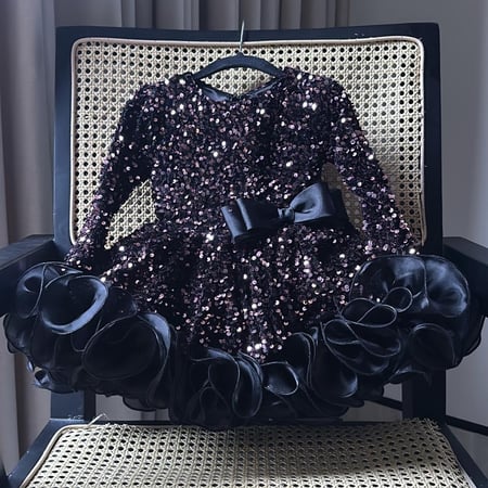 فستان ترتر ( اسود / وردي )