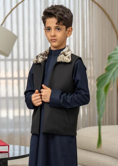 سديري أسود مع فرو