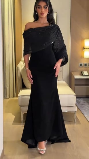 فستان اسود ملكي