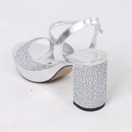 كعب كرستال نسائية