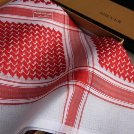 شماغ بروجيه بريميوم احمر غامق 2023