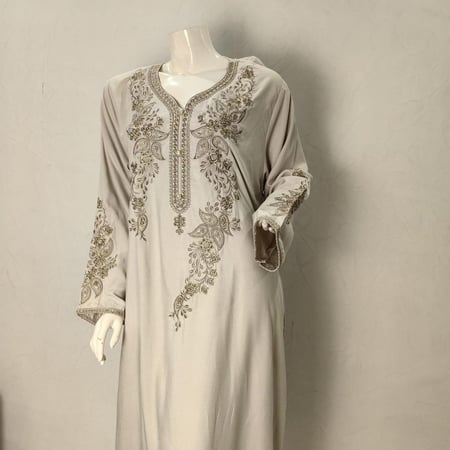 جلابية مطرزه سكري-جاما