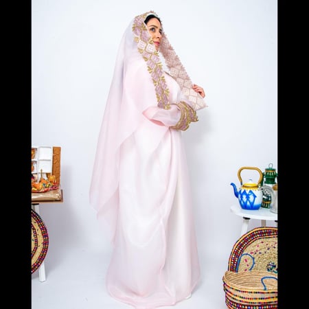 طقم زبون وردي