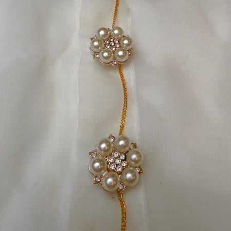 ازارير نجمة اللؤلؤ كبيرة