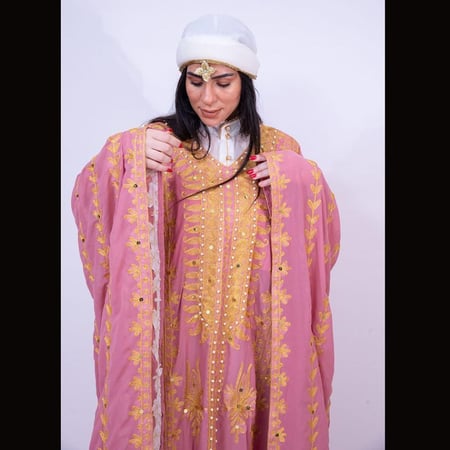 لبس حجازي نيلي