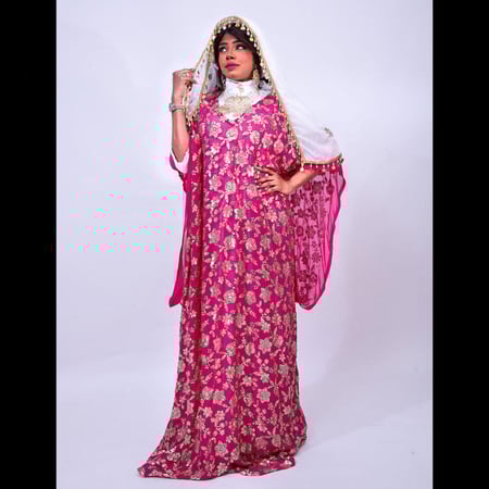 زبون رماني مطرز