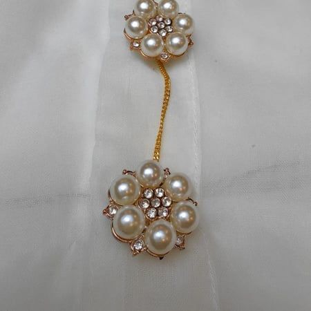 ازارير نجمة اللؤلؤ كبيرة