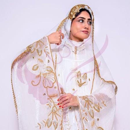 زبون مديني ابيض مطرز