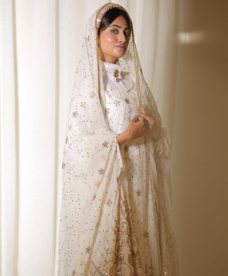 ثوب زبون ليله الحناء