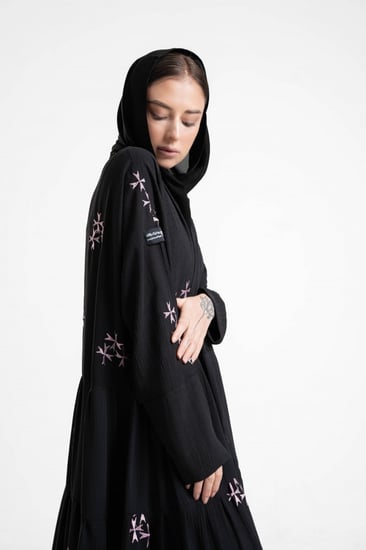 عبايات لف اسود بوتيك بلاك