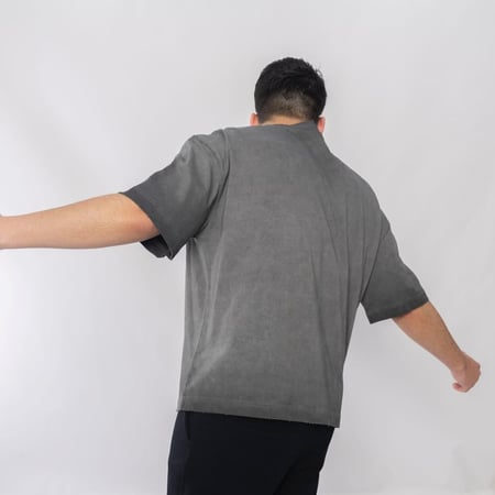 تيشرت لون رمادي