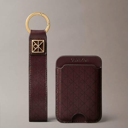 محفظة بطاقات مغناطيسية مع ميدالية