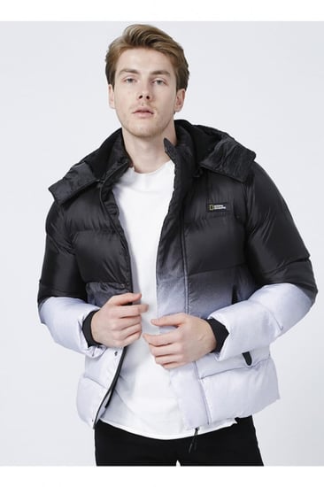 جاكيت رجالي رمادي بقلنسوة من National Geographic