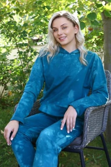 بدلة رياضية نسائية من القطن بغطاء للرأس 3 خيوط باللون الفيروزي من Akbe