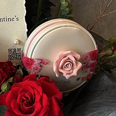 فازة الحب - على شكل وردة