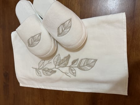 طقم 8ارواب عالي الجودة قطن النسائي موديل تطريز 3D أغصان ورق شجر