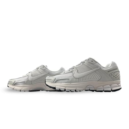 حذاء نايك زوم فوميرو Nike Vomero 5