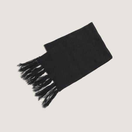 بجامة فرو شتوي اسود ( 4 قطع )