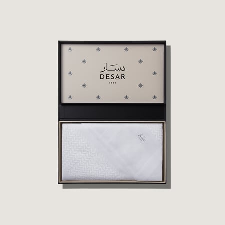 شماغ دسار الابيض