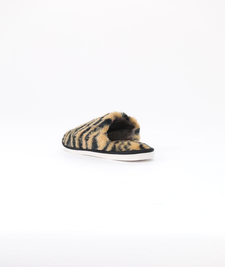 سليبر فرو برسمة التايغر بالوان البني